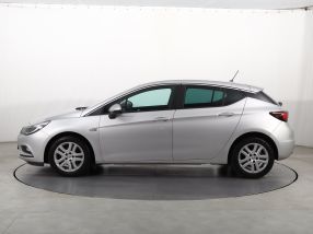 Opel Astra - 2016