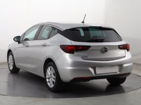 Opel Astra - 2016