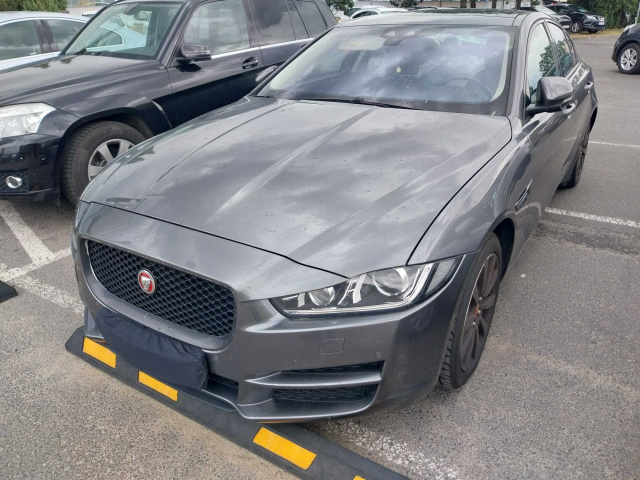 Jaguar XE 2015