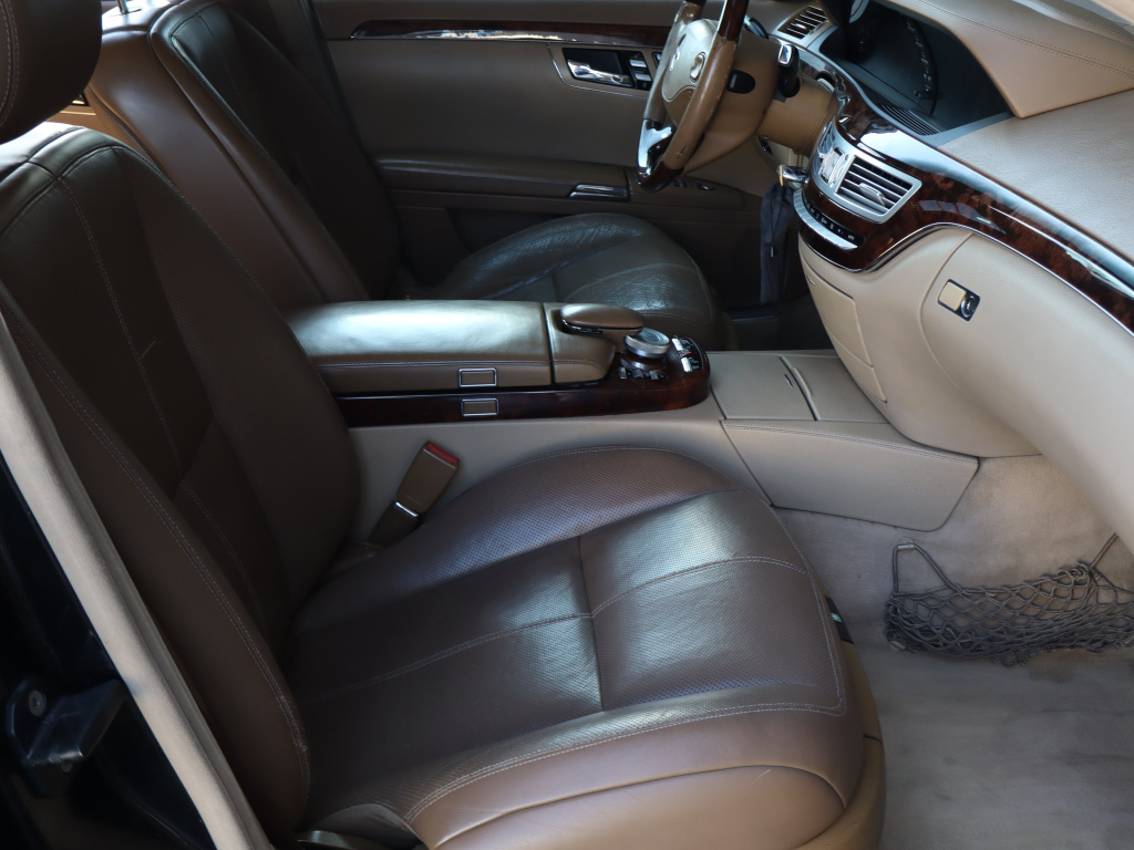 Mercedes-Benz S