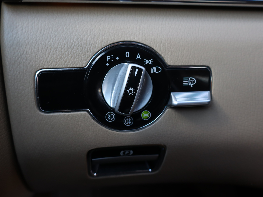 Mercedes-Benz S