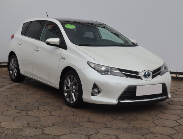 Toyota Auris 2014