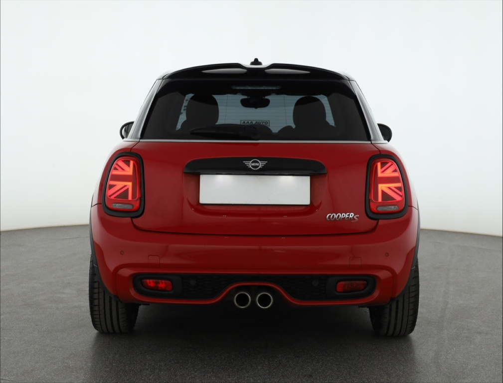 MINI 5-door