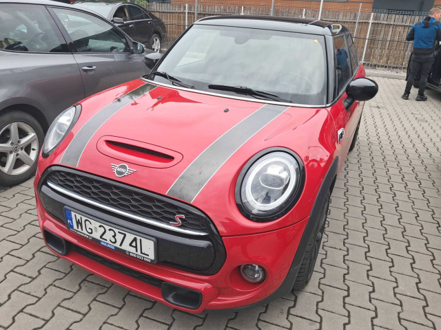 MINI 5-door 2019
