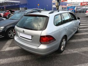 Volkswagen Golf - 2011