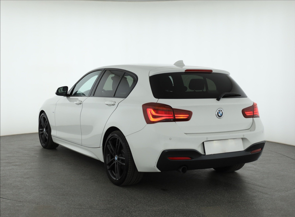 BMW 1