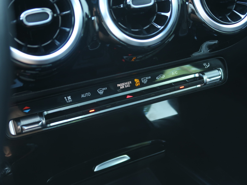 Mercedes-Benz A