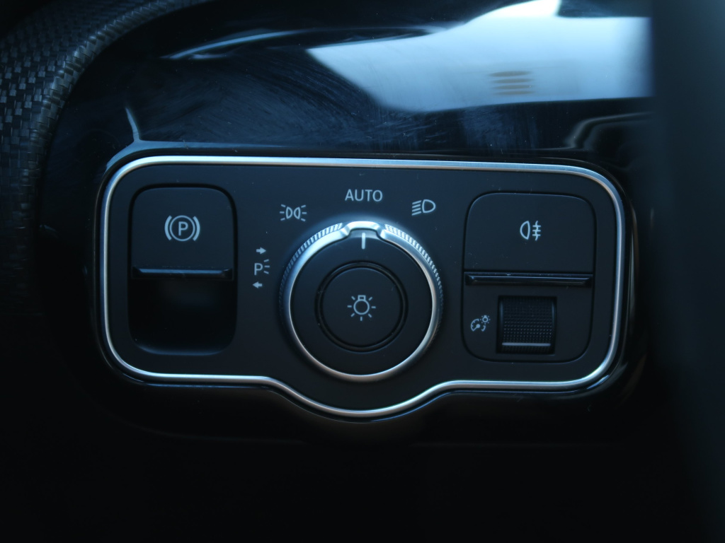 Mercedes-Benz A