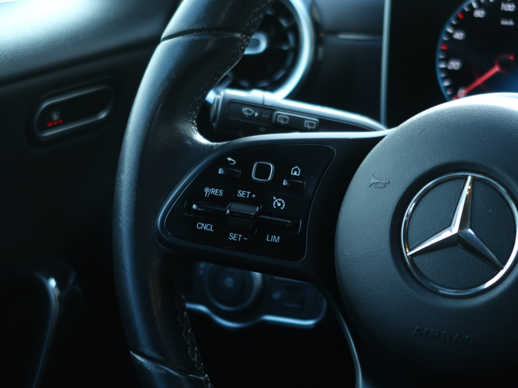 Mercedes-Benz A