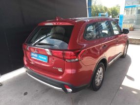 Mitsubishi Outlander - 2017