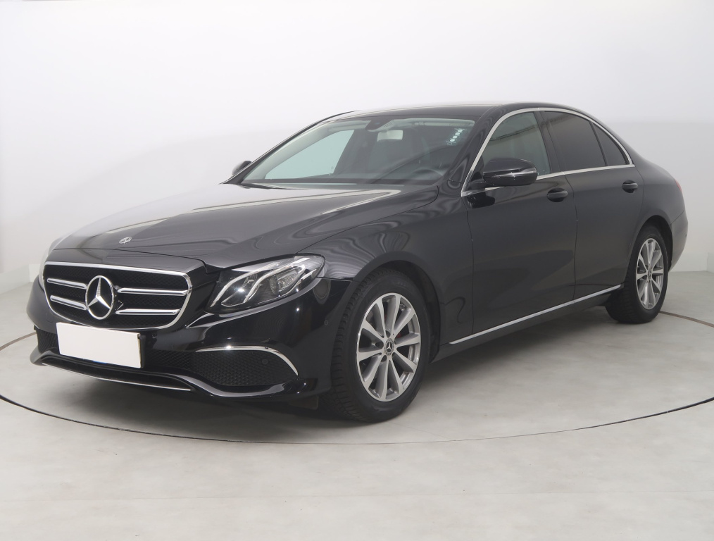 Mercedes-Benz E