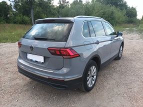 Volkswagen Tiguan - 2020