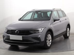 Volkswagen Tiguan - 2020
