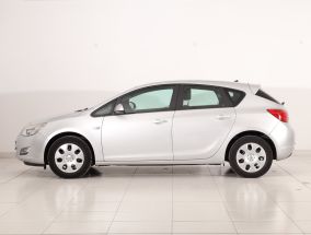 Opel Astra - 2009