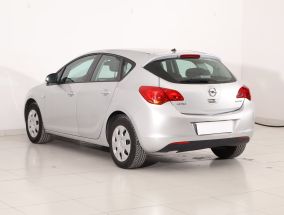 Opel Astra - 2009