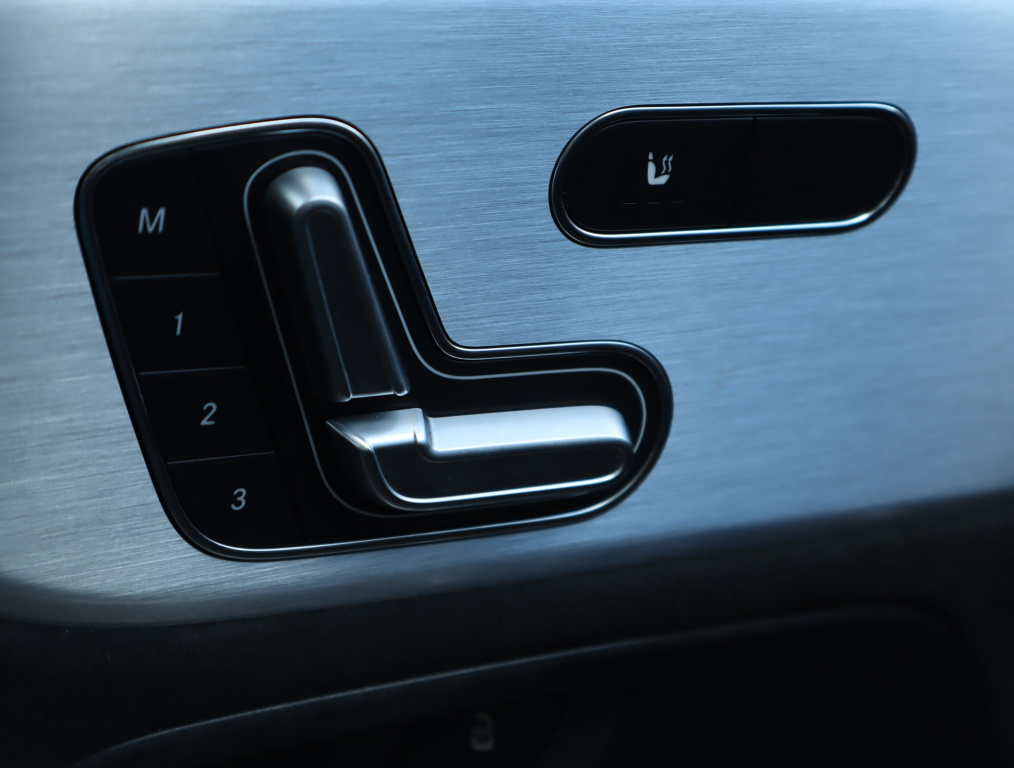 Mercedes-Benz B