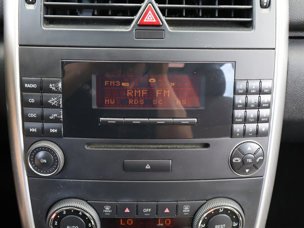 Mercedes-Benz A