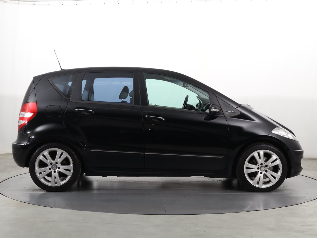 Mercedes-Benz A