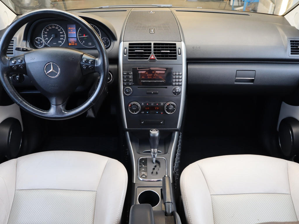 Mercedes-Benz A