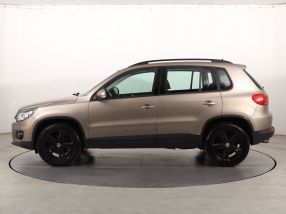 Volkswagen Tiguan - 2013