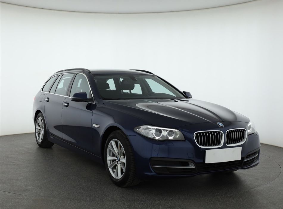 BMW 5 - 2016