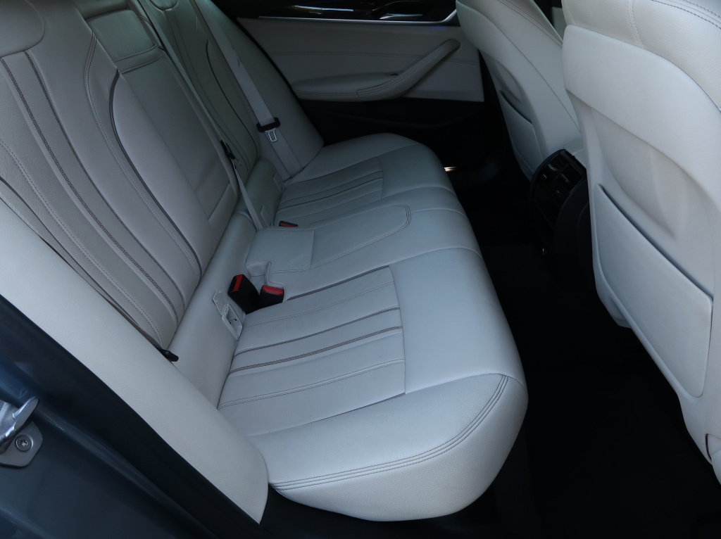 BMW 5