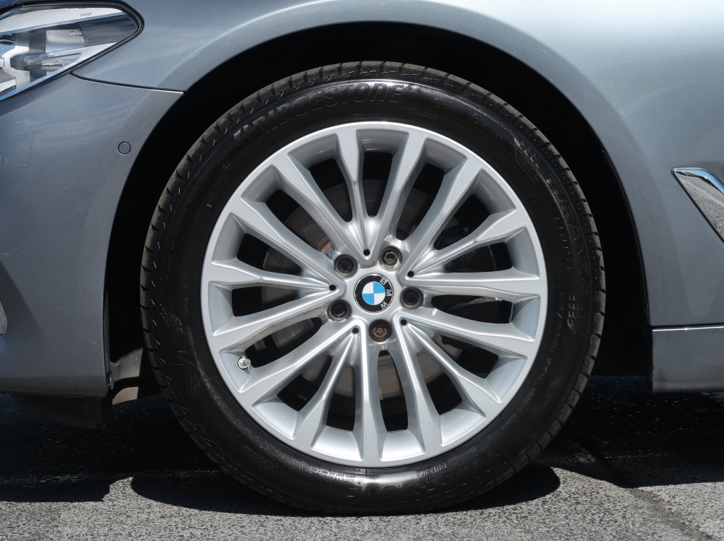 BMW 5