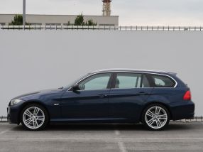 BMW 3 - 2011