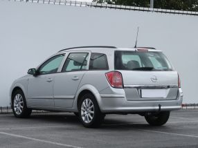 Opel Astra - 2008
