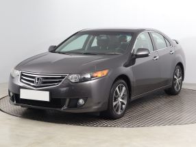 Honda Accord - 2011