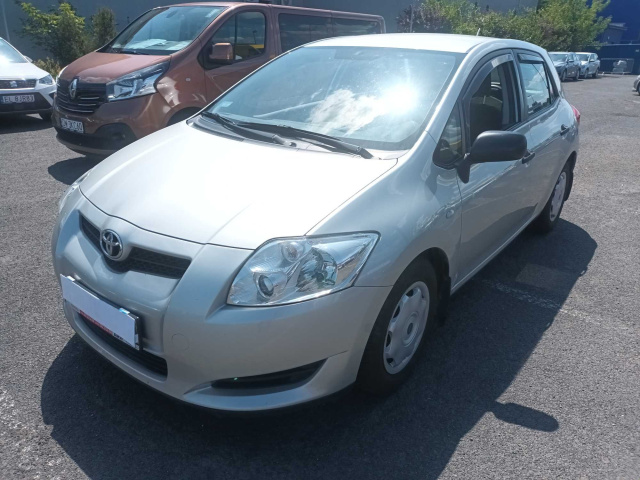 Toyota Auris 2009