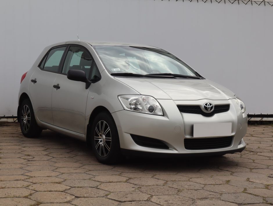 Toyota Auris - 2009