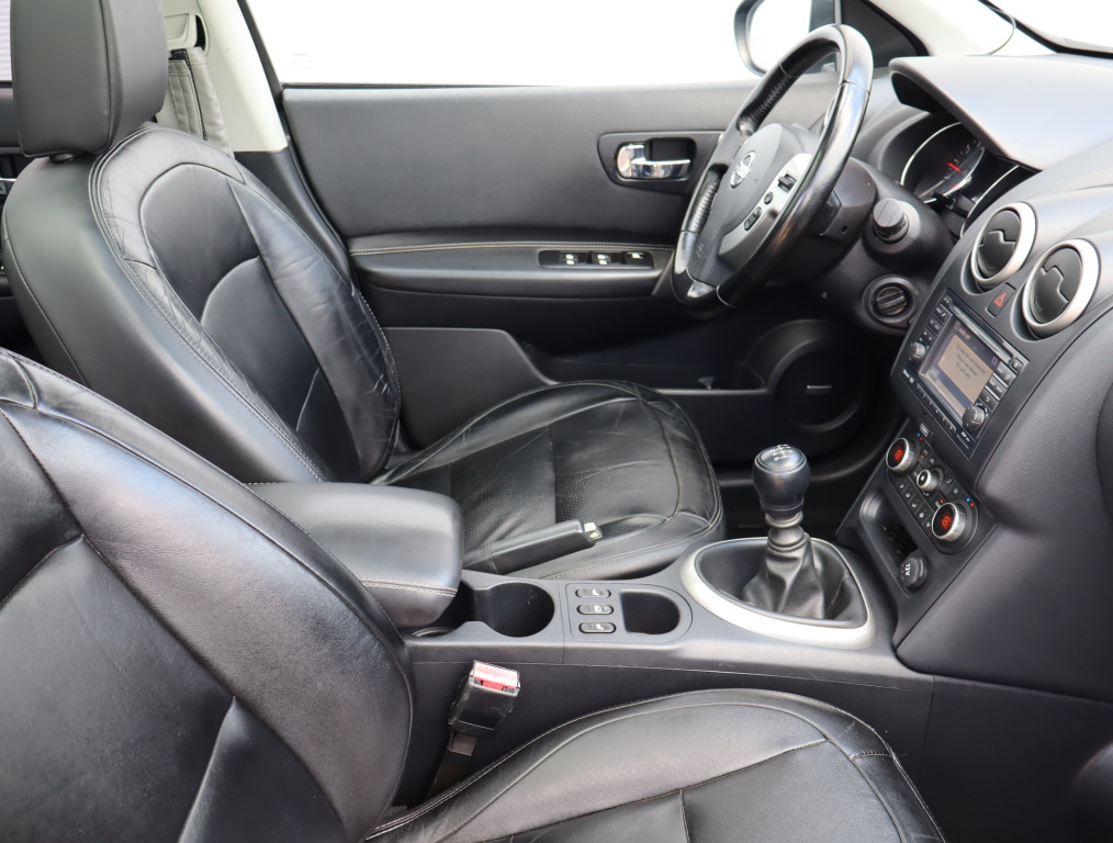 Nissan Qashqai+2