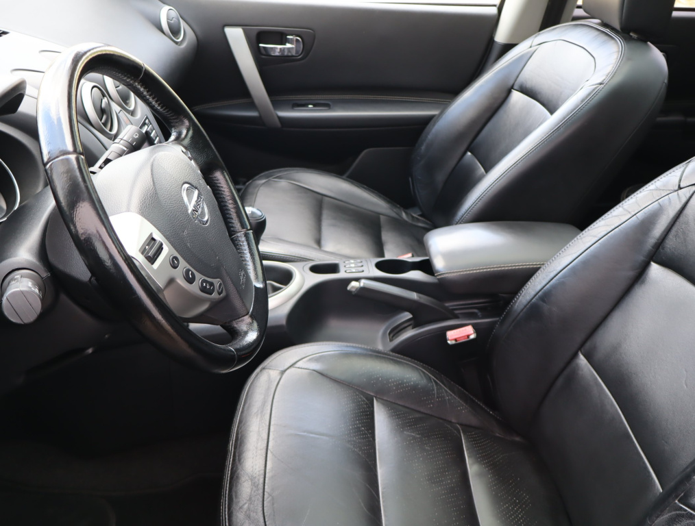 Nissan Qashqai+2