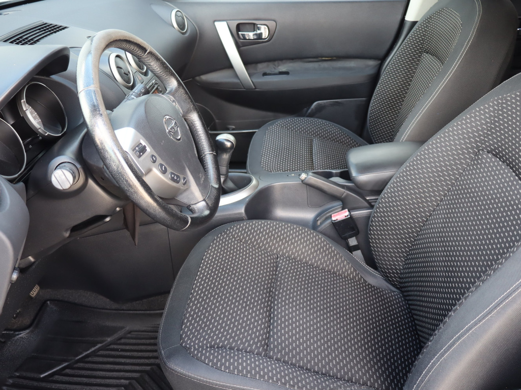 Nissan Qashqai+2