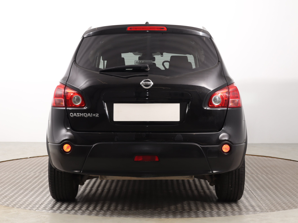 Nissan Qashqai+2