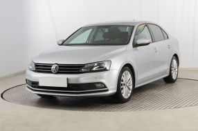 Volkswagen Jetta - 2015