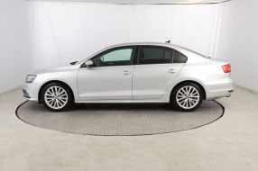 Volkswagen Jetta - 2015