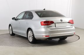 Volkswagen Jetta - 2015