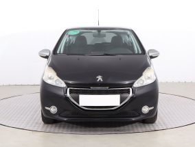 Peugeot 208 - 2015