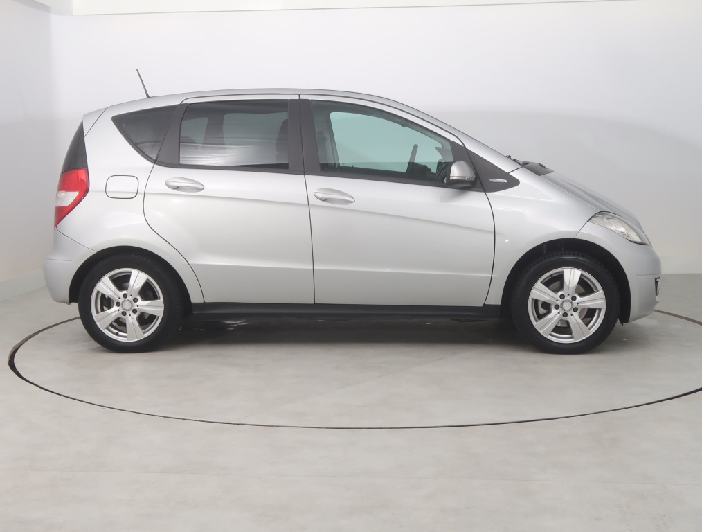 Mercedes-Benz A