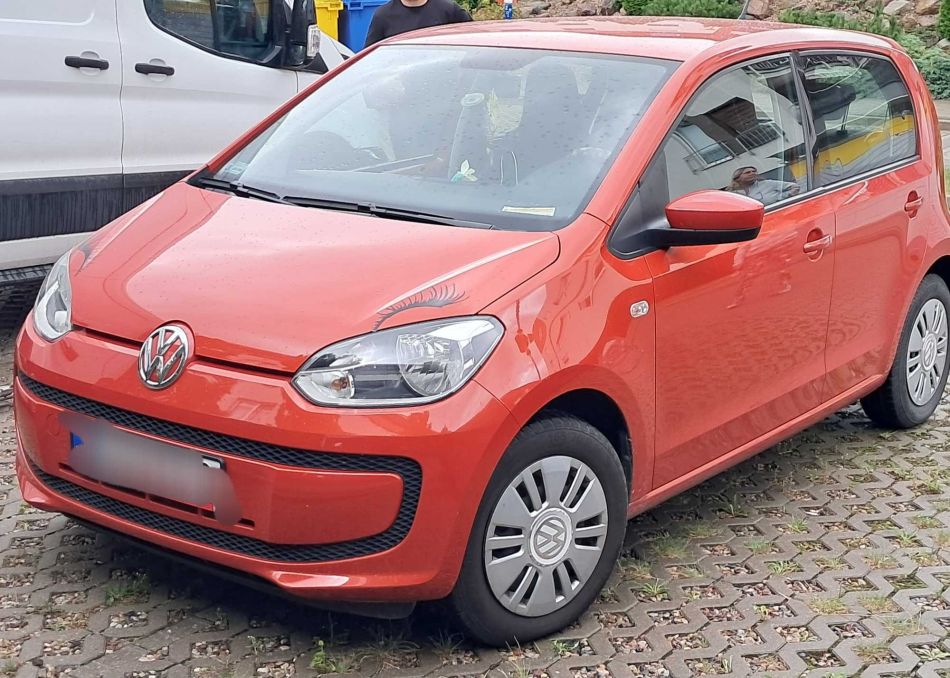 Volkswagen Up! - 2016