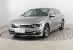 Volkswagen Passat - 2018