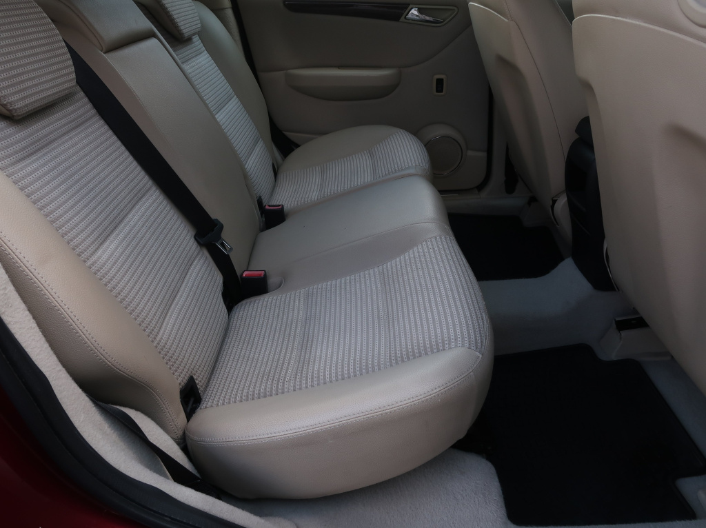 Mercedes-Benz B
