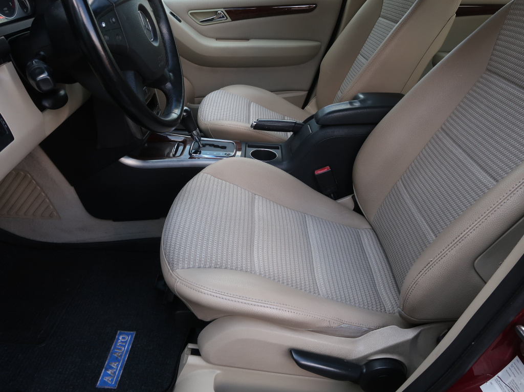 Mercedes-Benz B