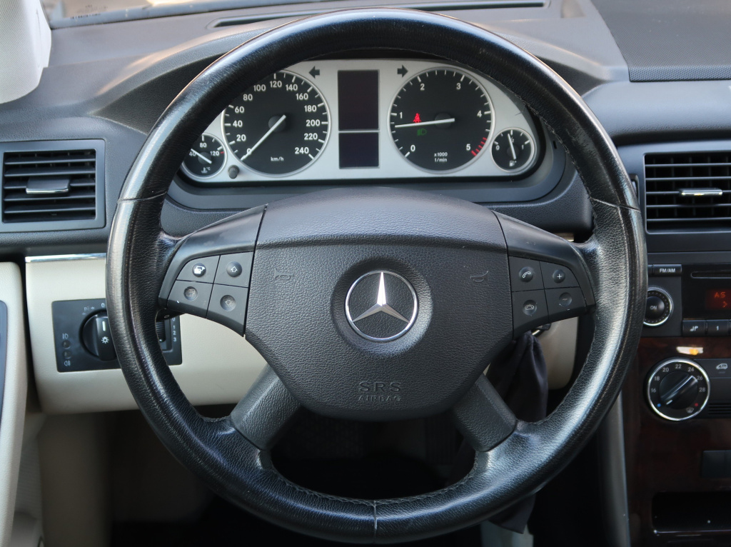 Mercedes-Benz B