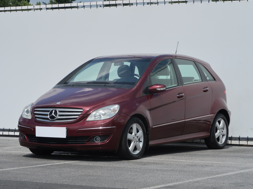 Mercedes-Benz B