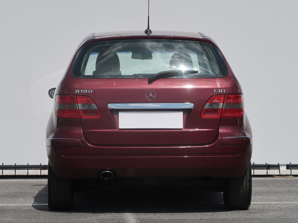 Mercedes-Benz B
