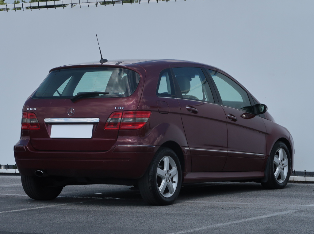 Mercedes-Benz B