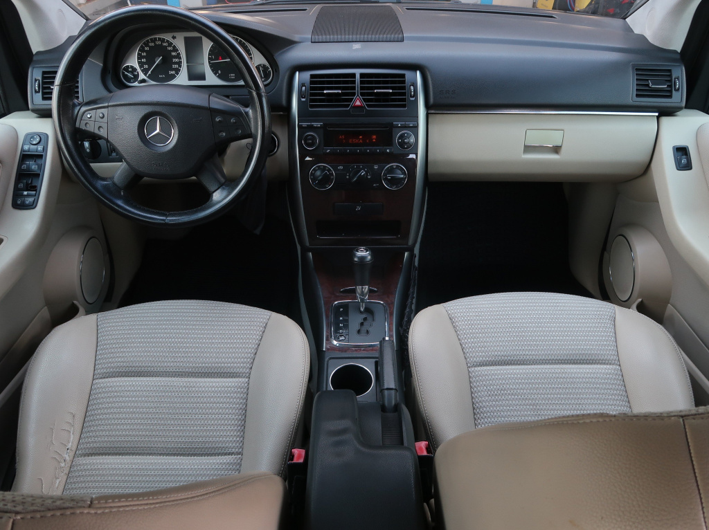 Mercedes-Benz B